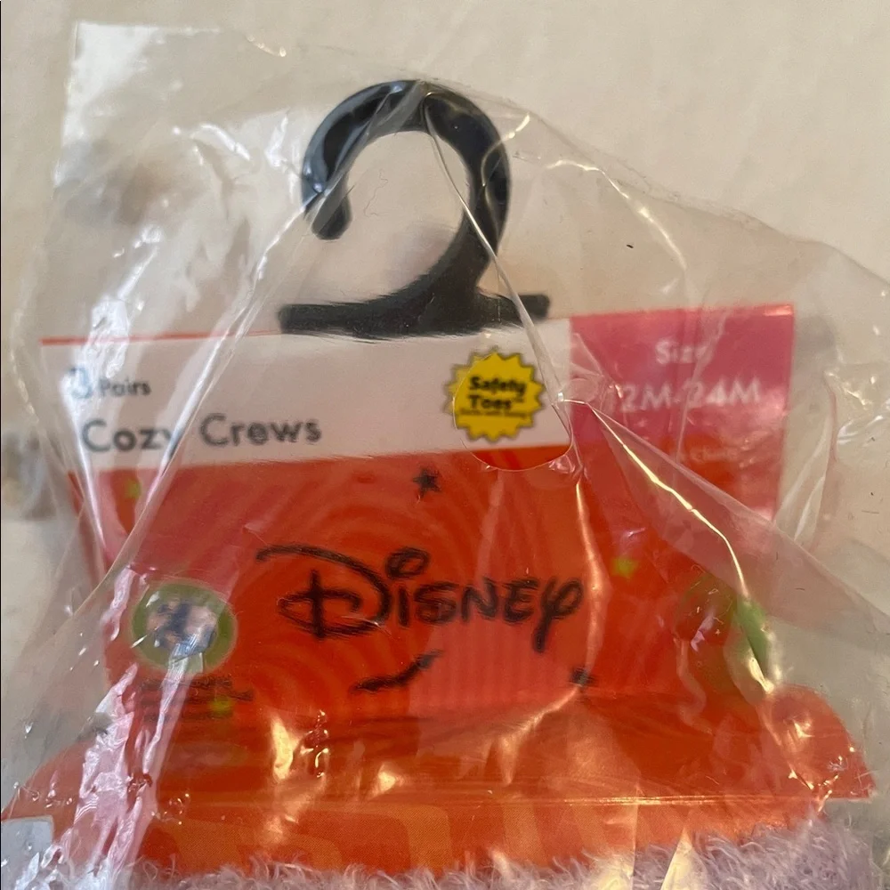 Disney Glow-in-the-Dark Socks - Bluey and Minnie mouse Black Purple nwt 6 pairs